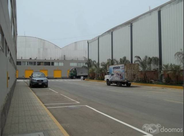 ALQUILER DE BODEGAS INDUSTRIALES DENTRO DE PARQUE INDUSTRIAL CERRADO - SEGURIDAD 24 HORAS TODO EL AÑO