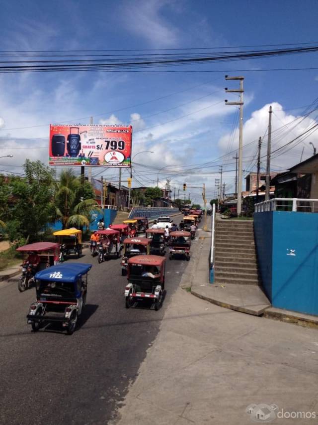 Alquilo panel publicitario