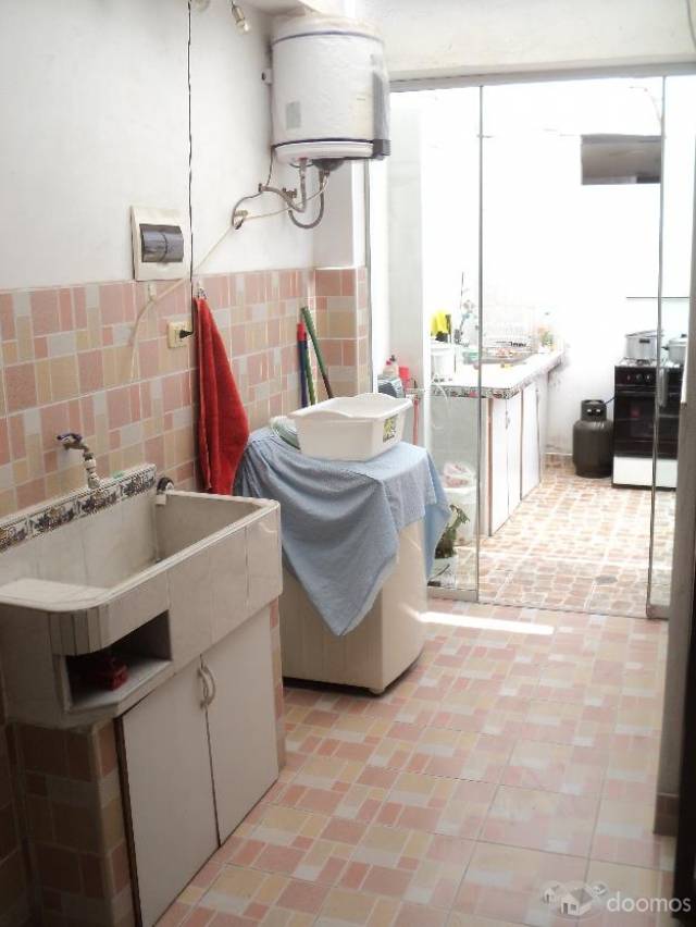 Vendo hermosa casa en Ventanilla