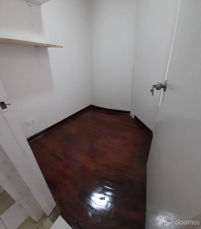 Dpto Flat en Av. Javier Prado Este, Santiago de Surco