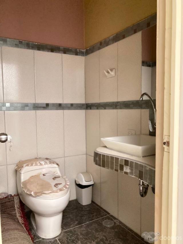 VENDO CASA EN LOS PORTALES