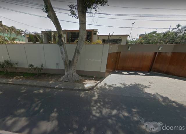 CASA COMO TERRENO en VENTA en SANTIAGO DE SURCO