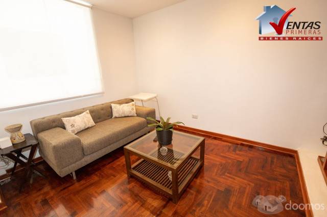 Hermoso Dpto Duplex PH en 3ser Piso sin ascensor, escaleras descansadas, 4 Dormitorios, Frente Al Parque Madre Selva, todos los dormitorios vista a parque, permiten mascotas