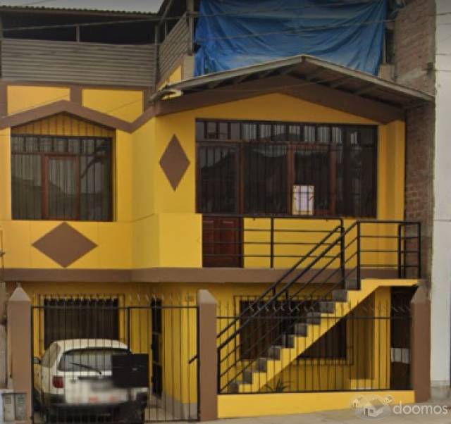 Vendo casa de 3 pisos