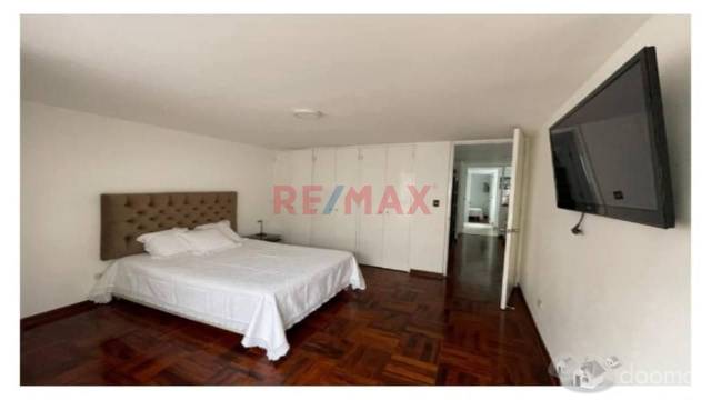 Se Vende Acogedor Departamento Ubicado En La Mejor Zona De Miraflores