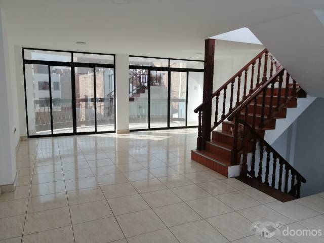 VENDO CASA DE 3 PISOS + TERRAZA SAN ANTONIO DE CARAPONGO HUACHIPA