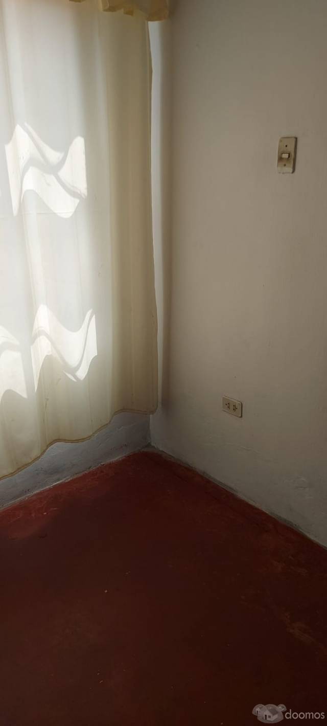 Gran Oportunidad!! Casa en venta en Ventanilla Satelite