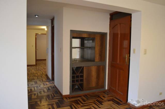 OCASIÓN VENTA DE DEPARTAMENTO UBICADO EN AV GENERAL MORAN 312 CERRO COLORADO