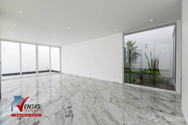 BELLA CASA EN CONDOMINIO DE 10 CASAS DE ESTRENO 3ER PISOS, ACABADOS A1, Y CUENTA CON UNA EXCELENTE ILUMINACIÓN NATURAL, AMBIENTES AMPLIOS Y CÓMODOS, DE 4 DORMITORIOS. ADEMÁS, CUENTA CON UN ESCRITORIO