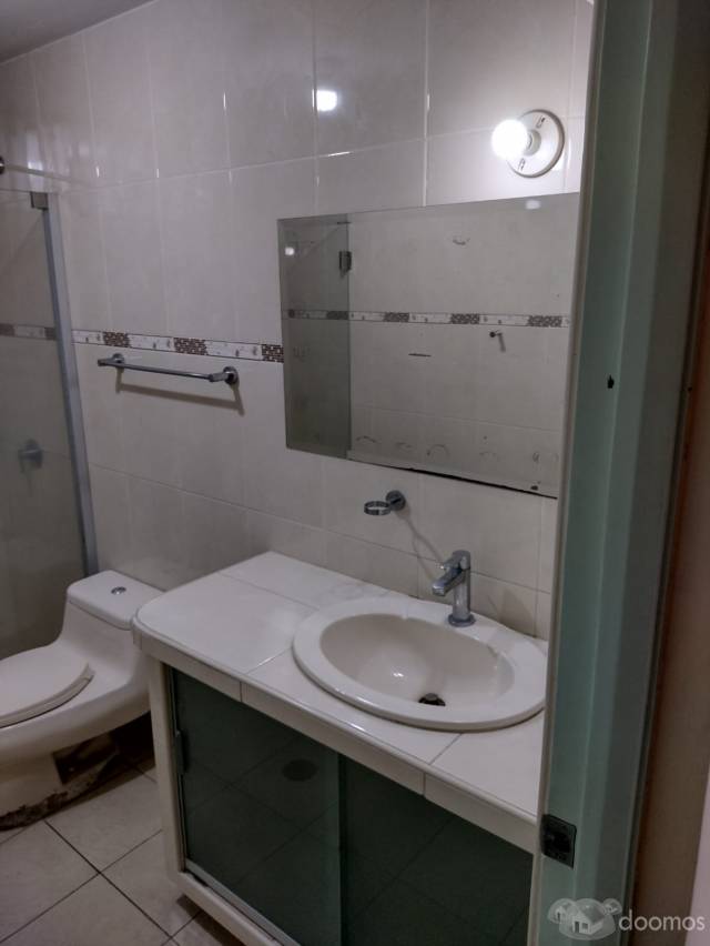 VENTA DE DEPARTAMENTO DE 115 MTS  CON DOS ASCENSORES Y 2 COCHERAS TECHADAS