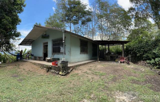 HERMOSO TERRENO CON CASA CONSTRUIDA TODOS LOS SERVICIOS PARA INVERSION