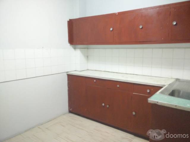 Vendo departamento centrico, en edificio commercial… Precio negociable