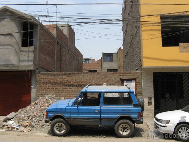 LOS OLIVOS. OCASION TERRENO CON LIC. EDIFICIO MULTIFAMILIAR