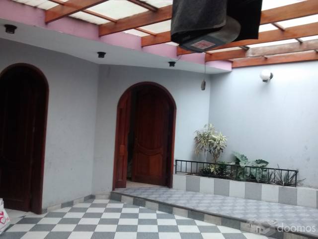 SE VENDE HERMOSA CASA EN SAN JUAN DE LURIGANCHO