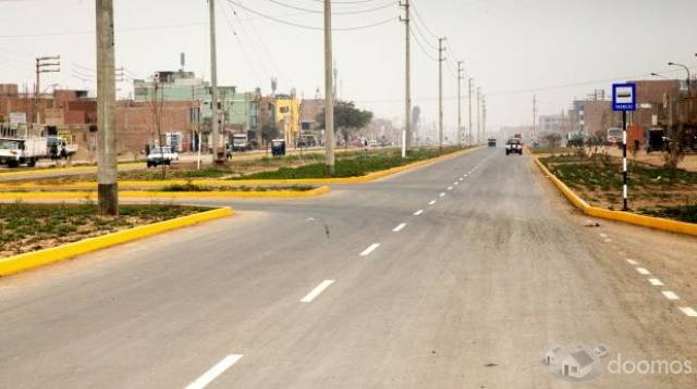 VENDO TERRENO POR VIAJE FRENTE AL PARQUE A ESPALDA DE AV. PRINCIPAL