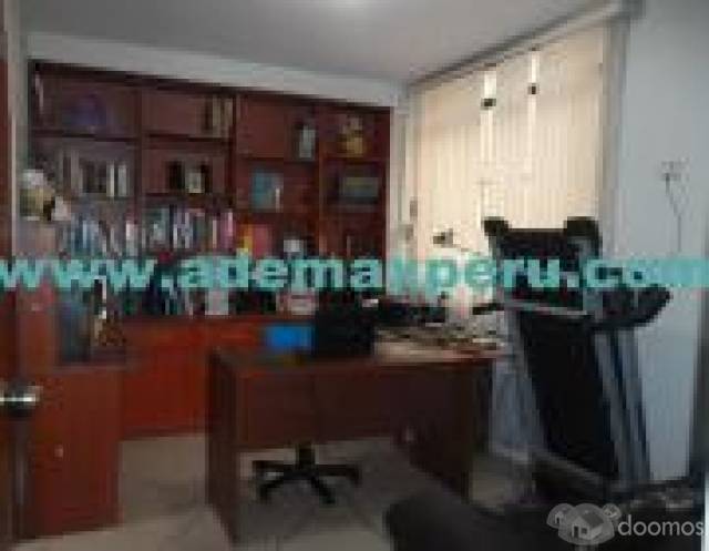 Vendo Departamento en La Molina Tercer Piso Cuatro Dormitorios