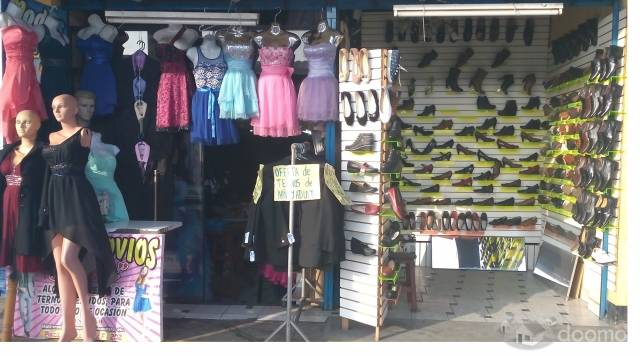 Venta de Local Comercial en Plaza Vitarte