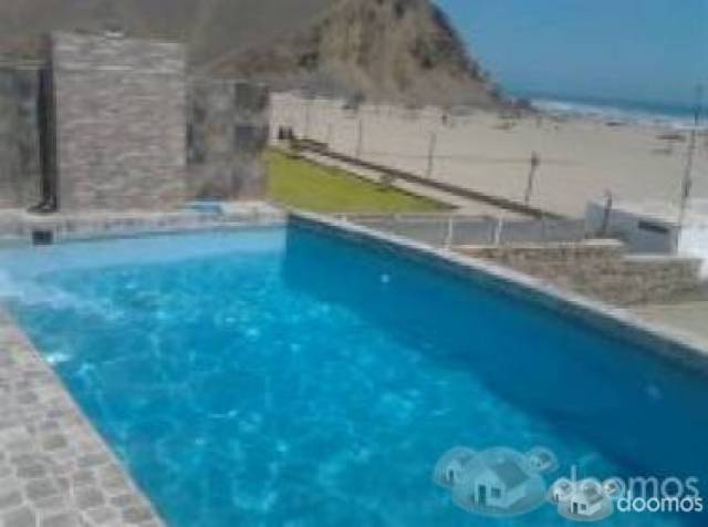 Alquilo casa 1 fila con Psicina con vista al Mar Playa Los Lobos Km 127 panamericana Sur- $1000 dolares Semana Santa