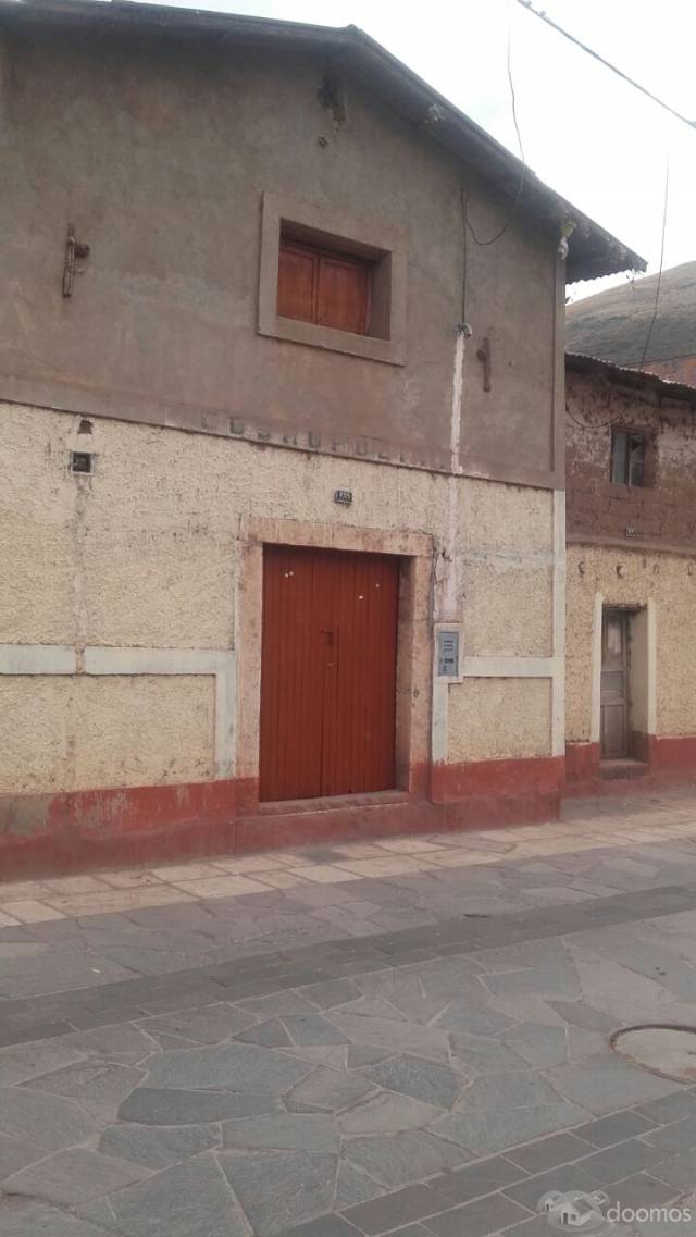 SE VENDE CASA A PRECIO DE TERRENO 285 m2