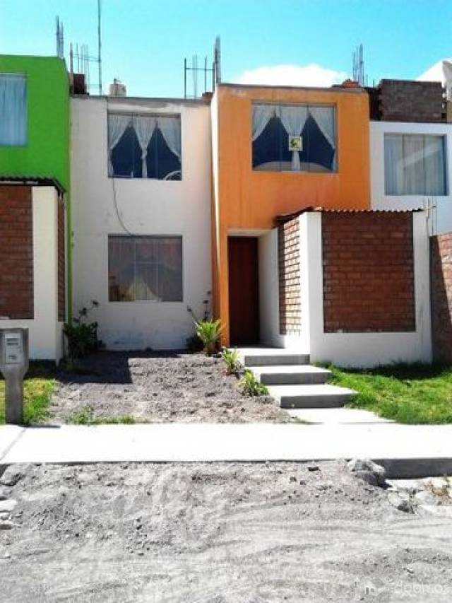 vendo casa en Torres de Alameda Salaverry por motivo de viaje