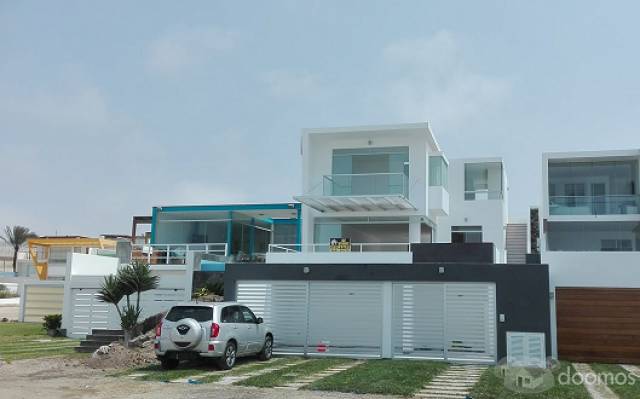 Venta de Casa de Playa en Cerro Azul