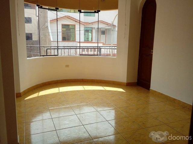 VENDO DEPARTAMENTO AMPLIO SEGUNDO PISO EN URB. LA PURISIMA