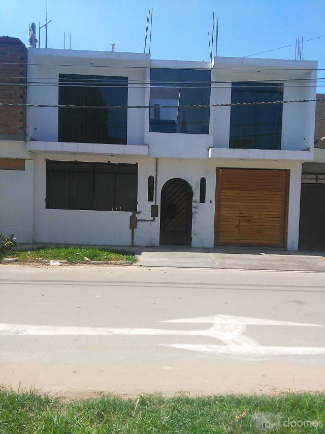 VENDO CASA - DOS PISOS  - SMP