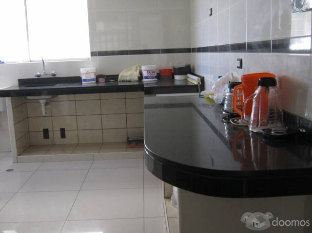 VENDO DPTO. 2DO PISO OCASION STA. VICTORIA