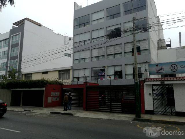 VENDO LINDO DUPLEX DE 190M2 EN SURCO, AV. CASTILLA CUADRA 2, $270,000