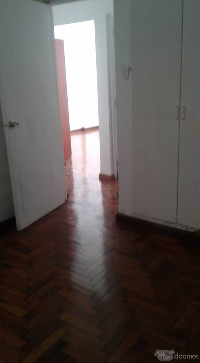 VENDO DPTO CALLE LARCO HERRERA PRIMER PISO - MAGDALENA DEL MAR