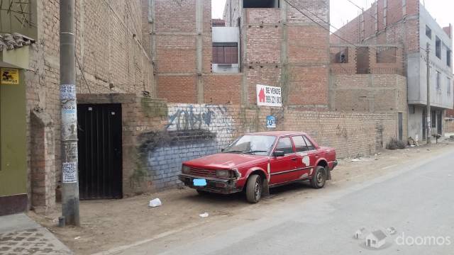 Terreno en Esquina a 4 cdras de Carlos Izaguirre RDM