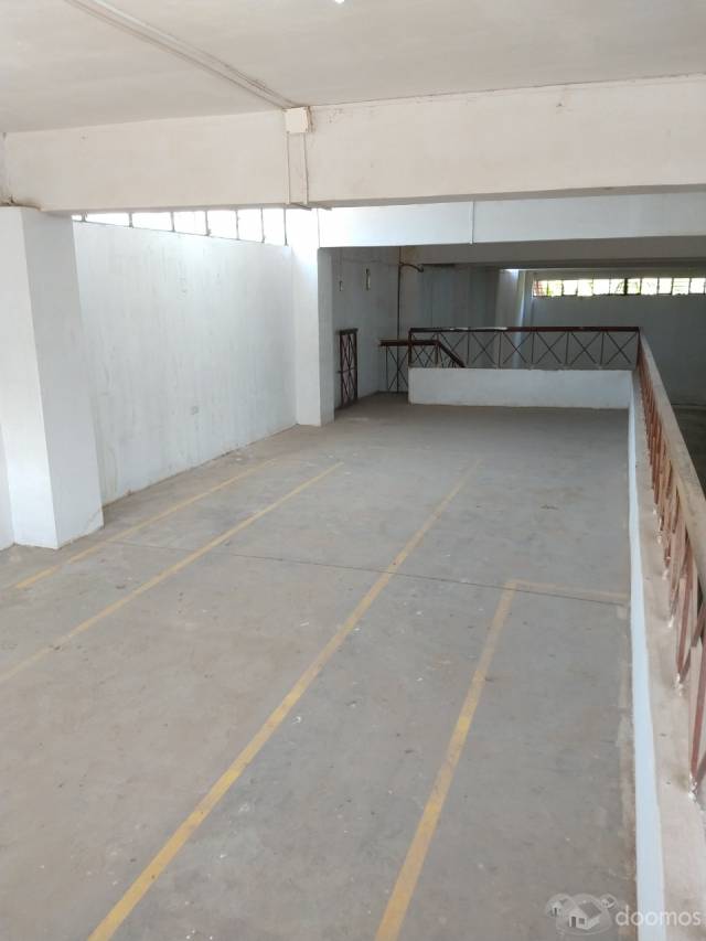 ALQUILO LOCAL COMERCIAL EN PUCALLPA DE 600 M2