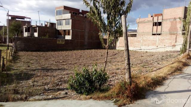 TERRENO EN ESQUINA - EXCELENTE PARA NEGOCIOS