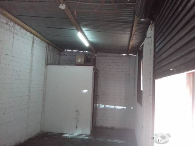 Alquiler De Local Industrial De 30 M2