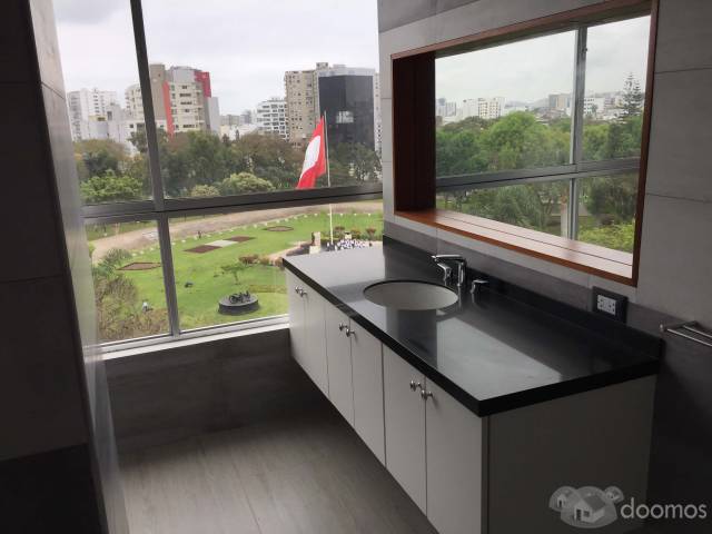 ESPLÉNDIDO DEPARTAMENTO REMODELADO CON VISTA A PARQUE REDUCTO!