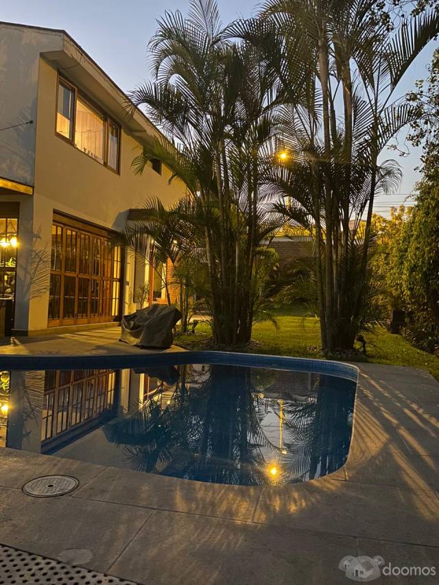 CASA EN ALQUILER LA MOLINA CAMPO VERDE CON PISCINA