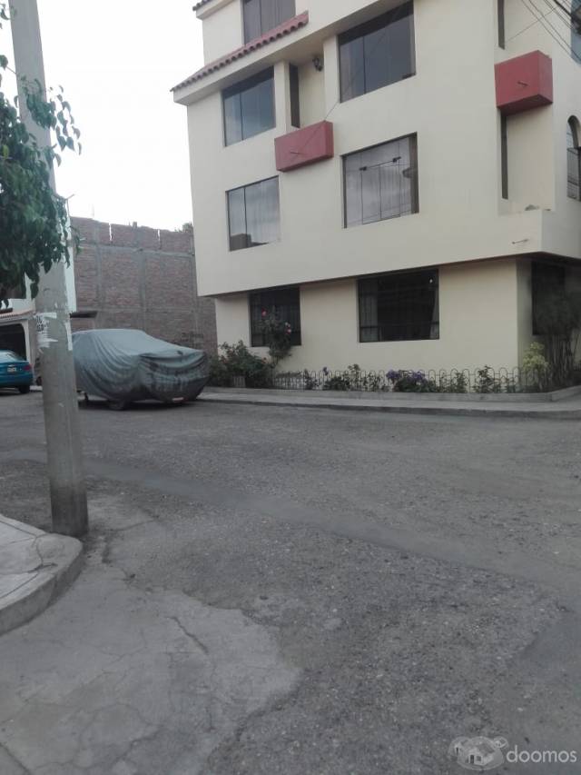 Vendo Terreno en Las Buganvillas Challapampa