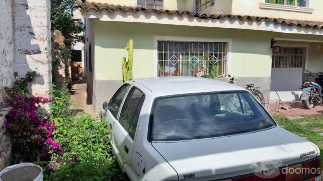 EN VENTA CASITA DE CAMPO EN URUBAMBA