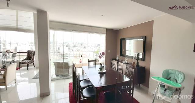 Duplex en Venta 3 Dorm. 230 M2 Miraflores (Ref: 695)