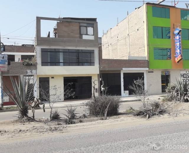 VENDO CASA MUY BUENA UBICACIÓN COMERCIAL