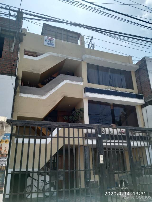 VENDO  DEPARTAMENTOS  EN PIS0 3 y 4  CHORRILLOS LOS CEDROS 70,000 MAS OTRO MINI DEPARTAMENTO PISO 4 NO. DECLARADO