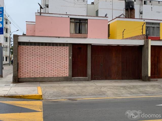 VENTA CASA O TERRENO, ZONIFICACIONMULTIFAMILIAR Y/O COMERCIO LOCAL.