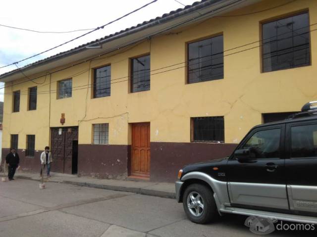 EN VENTA CASA EN JR. RAMON CASTILLA - WANCHAQ