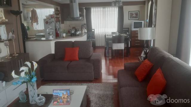 EN VENTA DEPARTAMENTO EN AV. ARGENTINA - URB. UCCHULLO